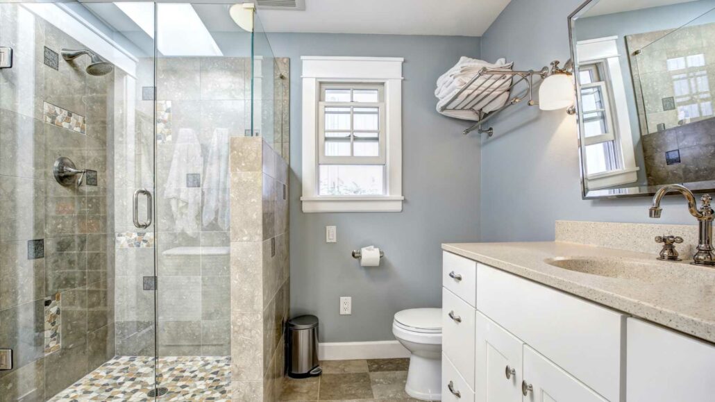 what is the standard shower door height