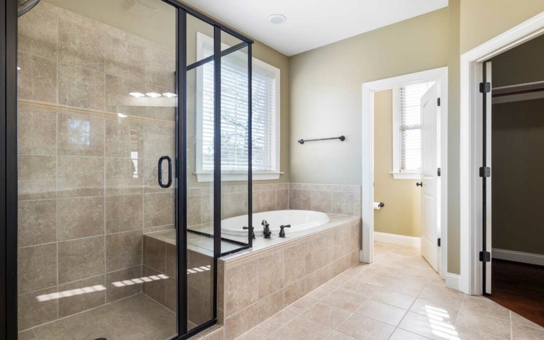 Framed Glass Showers – Upgrade Your Bathroom Shower Doors!